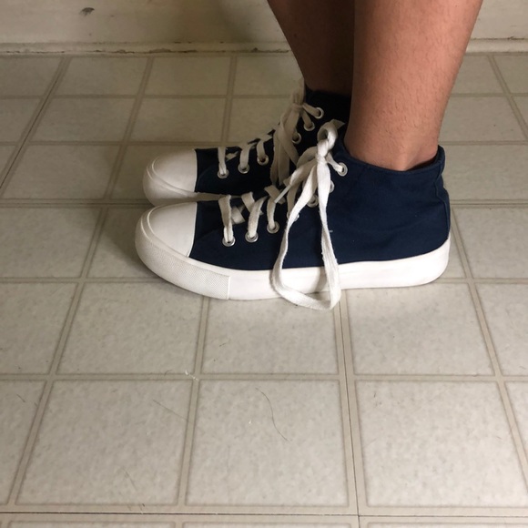 Forever 21 Sneakers - Picture 2 of 3
